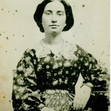Photograph of Annie Corsina Fox, circa 1860